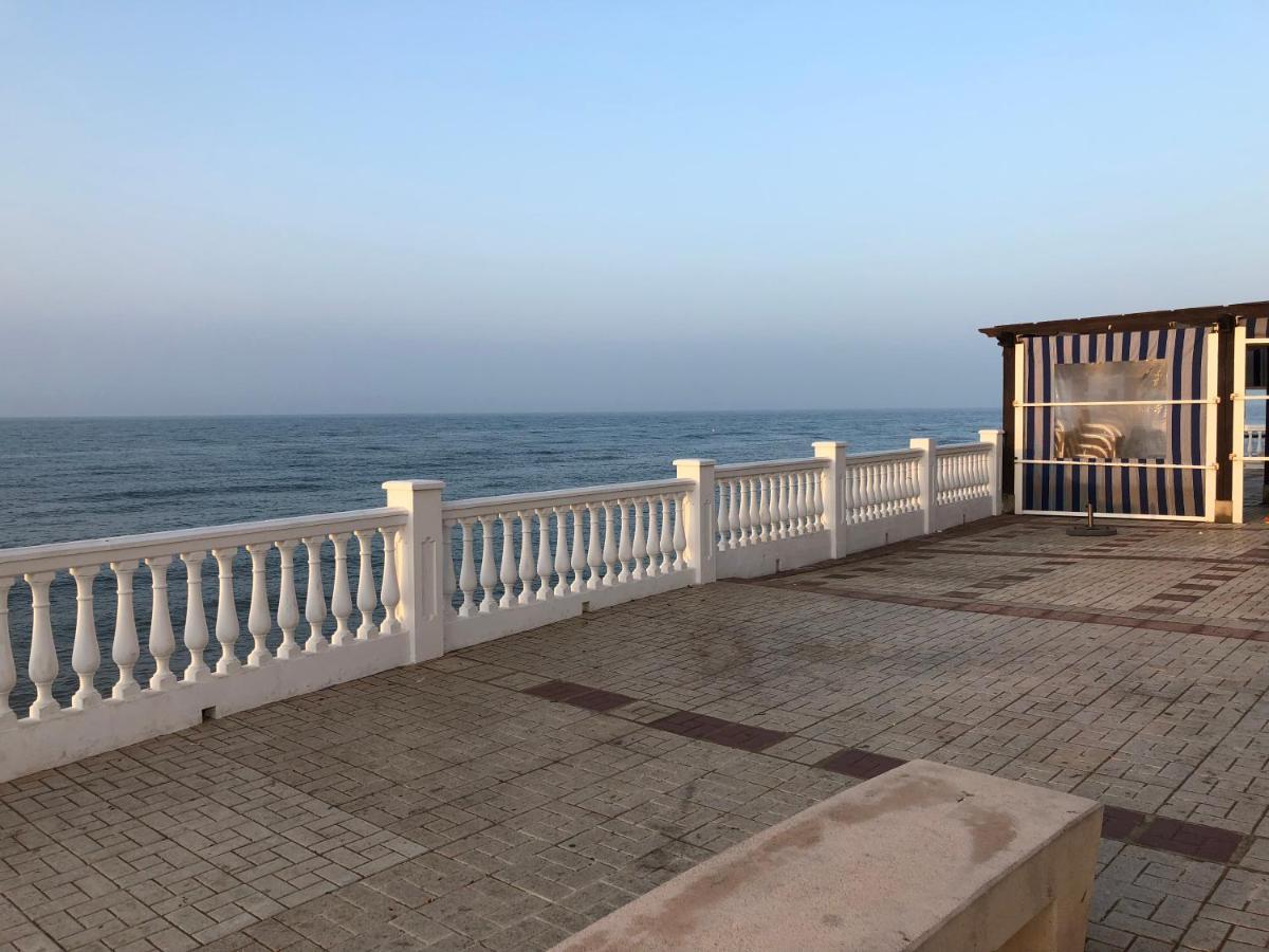 Апартаменти Ribera Playa Alhamar Sitio de Calahonda Екстер'єр фото