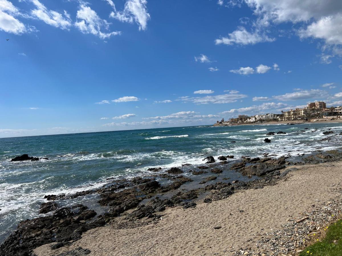 Апартаменти Ribera Playa Alhamar Sitio de Calahonda Екстер'єр фото